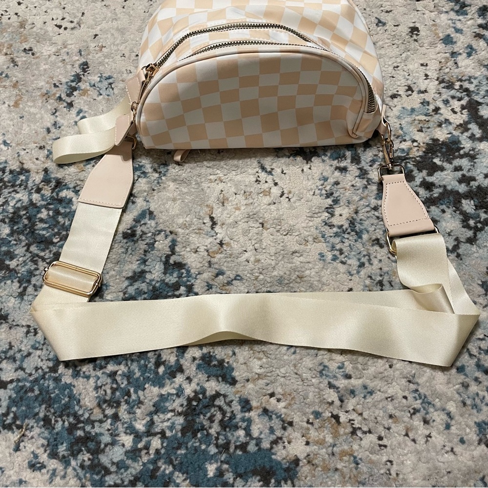 Checkered Cream and White Women's Bag - Picture 5 of 11